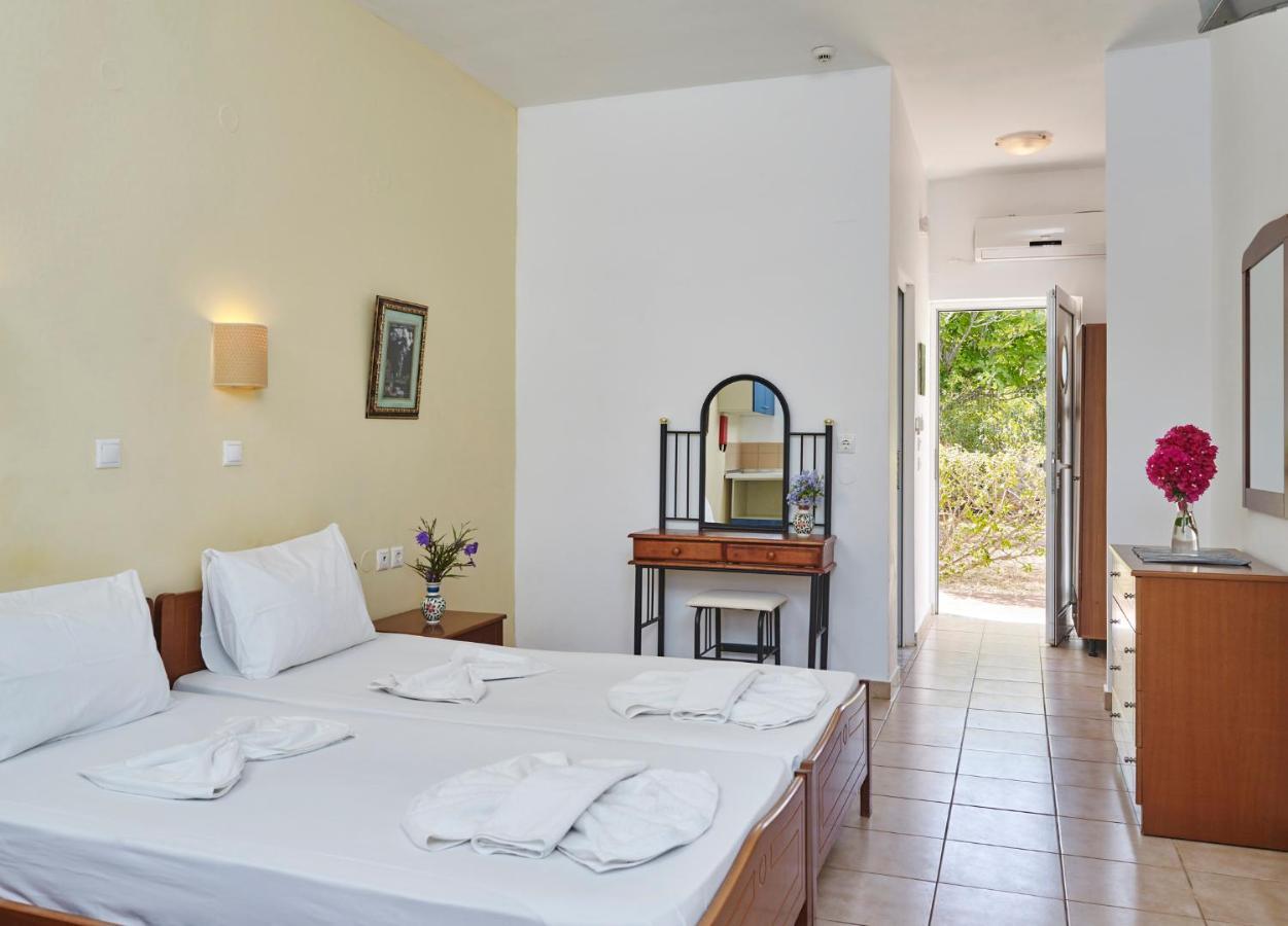 Lejlighedshotel Athena 3*